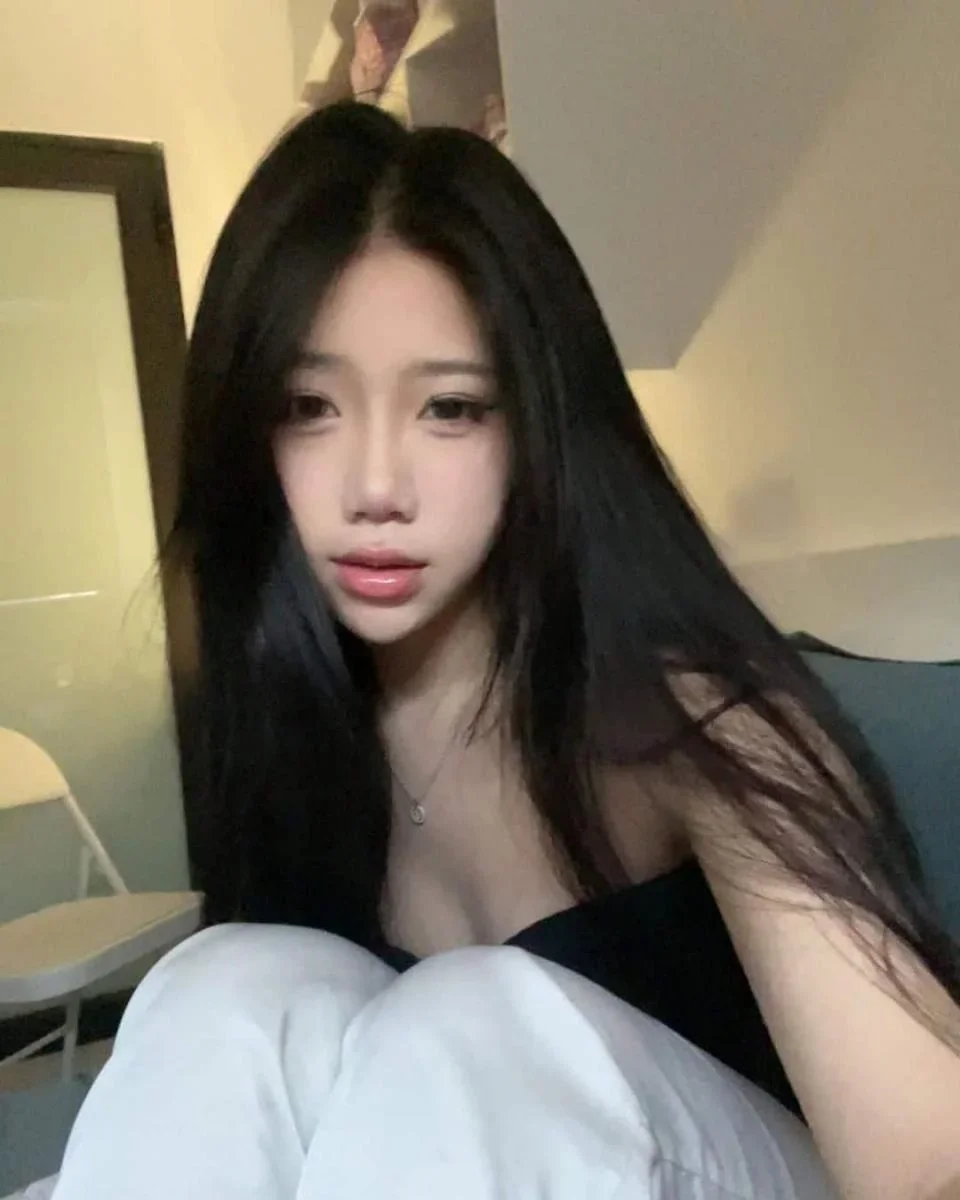 Ảnh 2k10 xinh với body gái đẹp