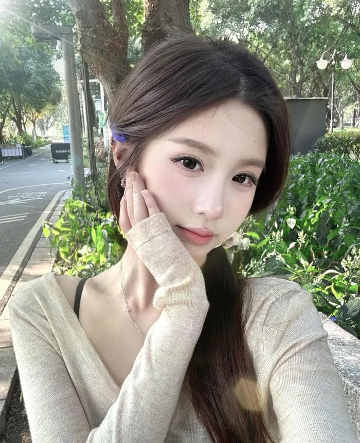 Bộ Sưu Tập Ảnh Gái Xinh 2K Dễ Thương Và Phong Cách