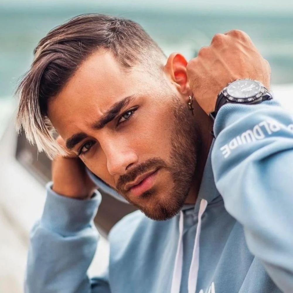 Austin Palao – ca sĩ, người mẫu Peru