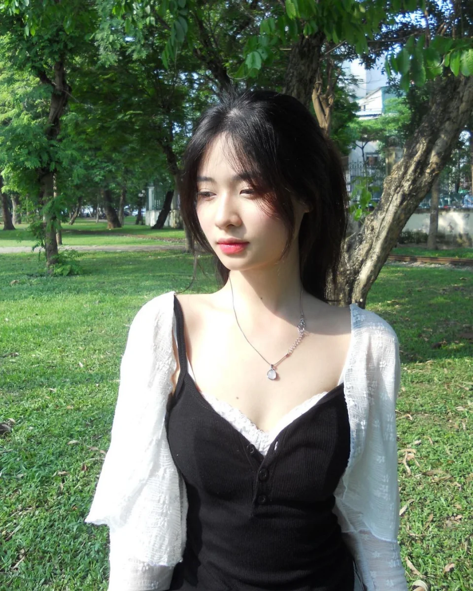 sex mặc váy - mẫu 95