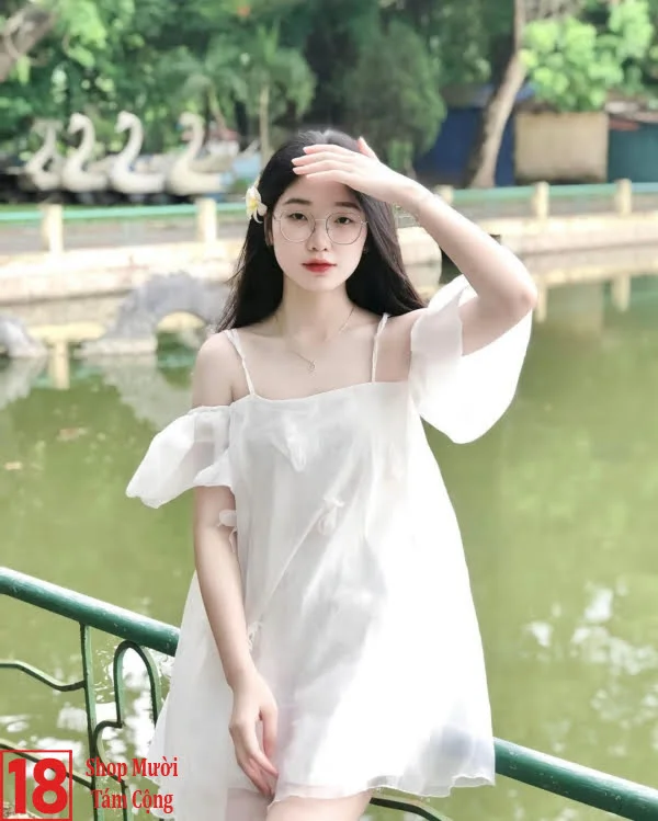 Gái Xinh Mặc Váy Ngắn Váy Trắng Ngắn (8)