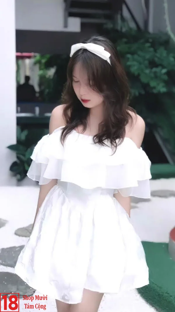 Gái Xinh Mặc Váy Ngắn Váy Trắng Ngắn (5)
