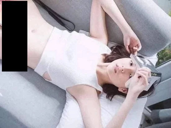Mẫu hải tú nude thứ 7