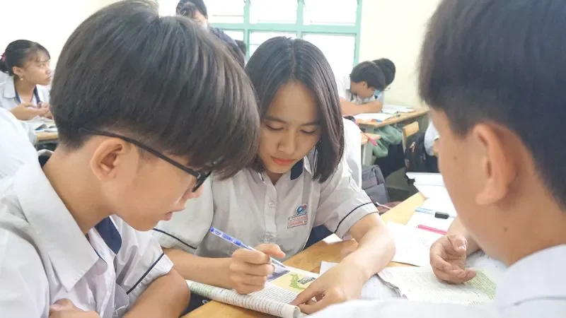 Tải ngay hình ảnh học tập chăm chỉ chất lượng cao để lấy lại - hình 4